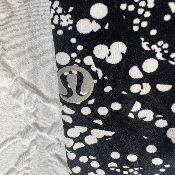 Lululemon Fast & free Crop ll Nulux Chirasu crop - Picture 5 of 7